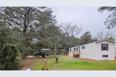 63 W Oleander Avenue, Defuniak Springs, FL 32433 - Photo 1