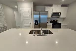 327 Flounder St, Crestview, FL 32539 - Photo 3