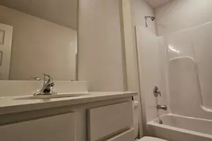 327 Flounder St, Crestview, FL 32539 - Photo 13