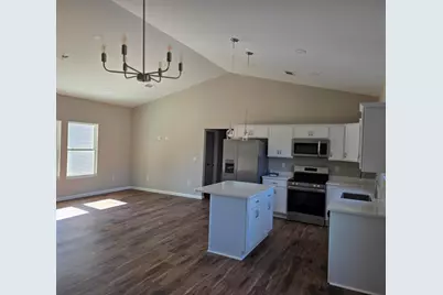 559 W Michaelangelo Road W, Defuniak Springs, FL 32433 - Photo 9