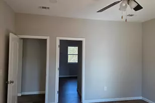 559 W Michaelangelo Road W, Defuniak Springs, FL 32433 - Photo 11