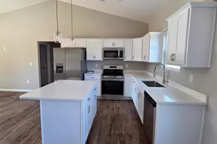 559 W Michaelangelo Road W, Defuniak Springs, FL 32433 - Photo 37