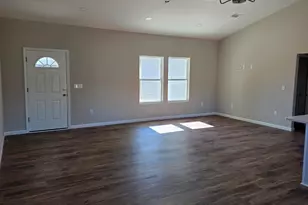 559 W Michaelangelo Road W, Defuniak Springs, FL 32433 - Photo 7