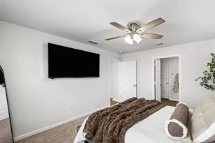 412 Scarborough St, Crestview, FL 32539 - Photo 15