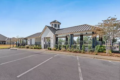 412 Scarborough Street, Crestview, FL 32539 - Photo 37