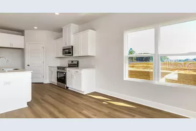 5619 Thatcher Road, Crestview, FL 32539 - Photo 9