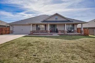 2213 Jernigan Dr, Crestview, FL 32536 - Photo 1