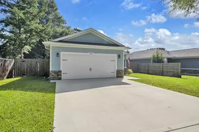 1512 E Ponderosa Road E, Fort Walton Beach, FL 32547 - Photo 1