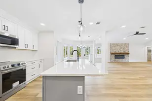 211 E Dominica Circle E, Niceville, FL 32578 - Photo 21