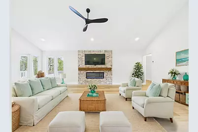 211 E Dominica Circle E, Niceville, FL 32578 - Photo 3