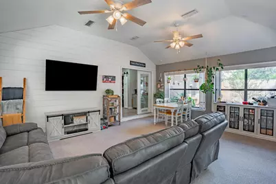 1084 Boulevard De La Parisienne, Mary Esther, FL 32569 - Photo 11