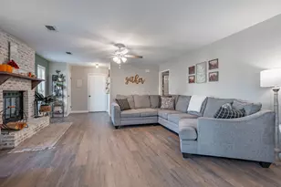 1084 Boulevard De La Parisienne, Mary Esther, FL 32569 - Photo 5