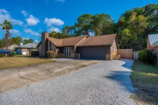 1084 Boulevard De La Parisienne, Mary Esther, FL 32569 - Photo 3