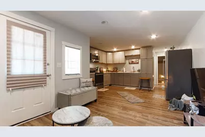 261 W Royal Palm Avenue W, Defuniak Springs, FL 32433 - Photo 3