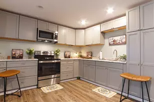 261 W Royal Palm Ave W, Defuniak Springs, FL 32433 - Photo 5