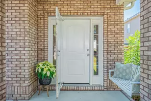 329 Nathey Ave, Niceville, FL 32578 - Photo 3