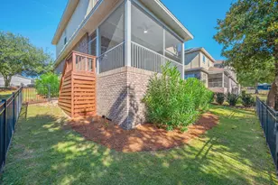 329 Nathey Ave, Niceville, FL 32578 - Photo 43