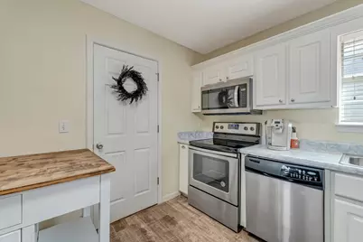 1754 Ivalea Circle, Navarre, FL 32566 - Photo 19