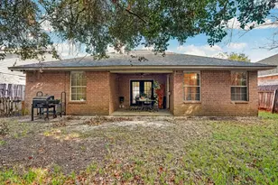 1754 Ivalea Cir, Navarre, FL 32566 - Photo 39