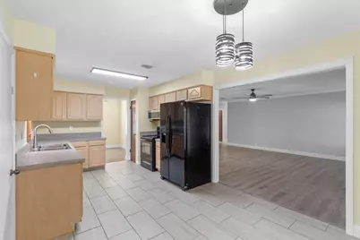 321 Pontevedra Lane, Niceville, FL 32578 - Photo 9