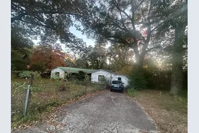 300 Bay Avenue, Defuniak Springs, FL 32435 - Photo 1