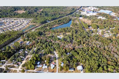 72 April Court, Freeport, FL 32439 - Photo 5