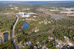 78 April Ct, Freeport, FL 32439 - Photo 9