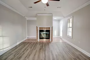 404 Ashley Dr, Crestview, FL 32536 - Photo 5