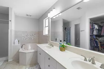 422 Jillian Drive, Crestview, FL 32536 - Photo 13