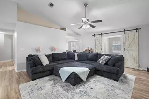 422 Jillian Dr, Crestview, FL 32536 - Photo 5