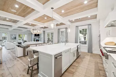 101 Carillon Avenue, Panama City Beach, FL 32413 - Photo 9