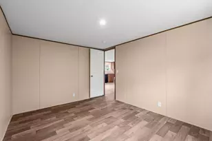 107 N 6th St, Santa Rosa Beach, FL 32459 - Photo 17