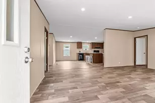 107 N 6th St, Santa Rosa Beach, FL 32459 - Photo 5