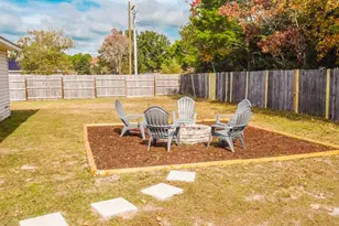 2110 Catline Cir, Navarre, FL 32566 - Photo 37