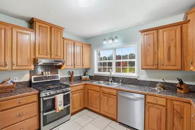 302 Curacao Way, Niceville, FL 32578 - Photo 17