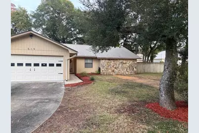 519 Nutmeg Avenue, Niceville, FL 32578 - Photo 1