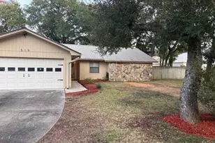 519 Nutmeg Ave, Niceville, FL 32578 - Photo 1