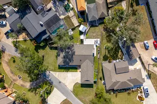 2445 Pretty Bayou Blvd, Panama City, FL 32405 - Photo 47