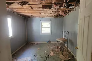 228 Double Bridge Rd, Laurel Hill, FL 32567 - Photo 9