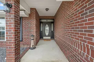 9773 Leeward Way, Navarre, FL 32566 - Photo 3