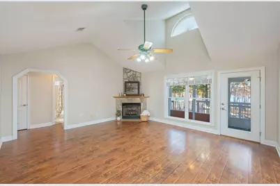 516 Blue Pond Circle, Ponce de Leon, FL 32455 - Photo 3