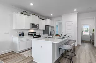 8130 Fox Hunt Dr, Milton, FL 32583 - Photo 11