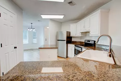 2989 Via Conquistadores, Navarre, FL 32566 - Photo 9