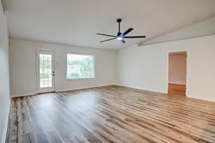 2989 Via Conquistadores, Navarre, FL 32566 - Photo 17