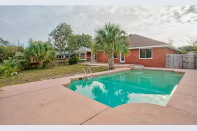 2989 Via Conquistadores, Navarre, FL 32566 - Photo 35