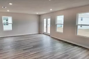 8123 Fox Hunt Dr, Milton, FL 32583 - Photo 11