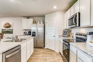 6452 Firefly Dr, Milton, FL 32583 - Photo 11