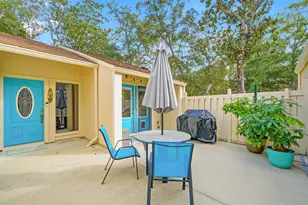 800 Bay Dr, Niceville, FL 32578 - Photo 5