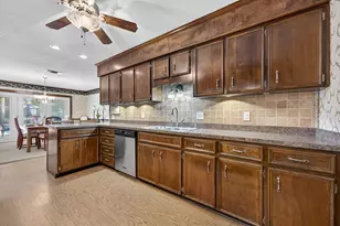 1553 Pine St, Niceville, FL 32578 - Photo 23