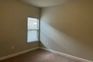 671 Teal St, Crestview, FL 32539 - Photo 13